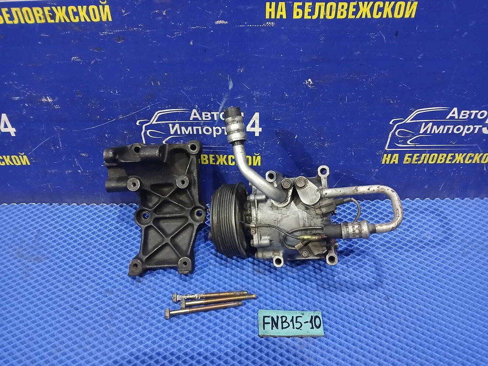 Компрессор кондиционера NISSAN SUNNY 2000