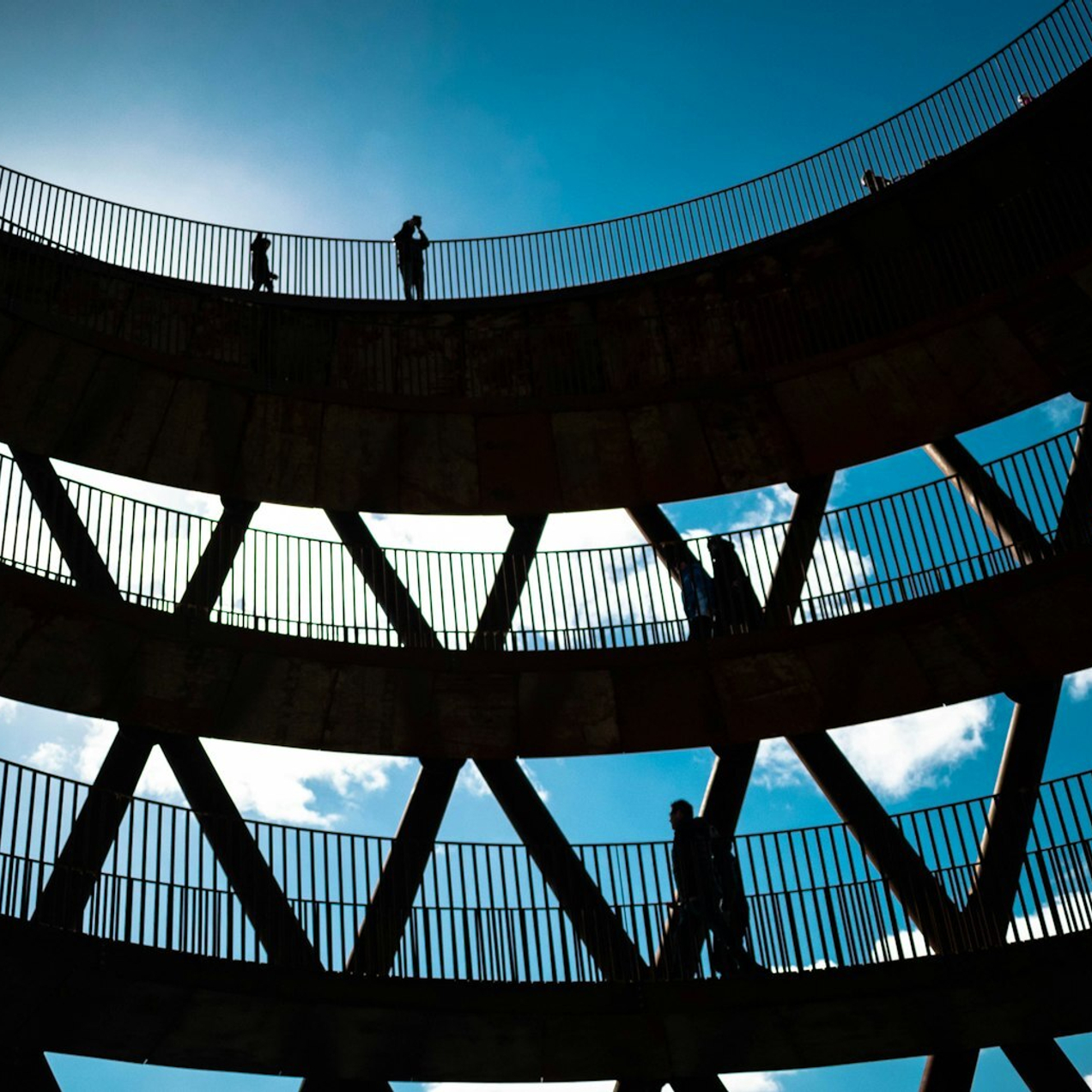 Быстрая регистрация ИП и ООО Продажа готового бизнеса с историей и оборота с полным переоформлением