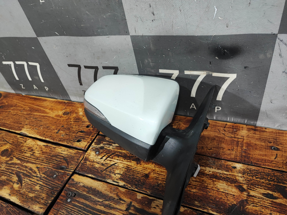 Зеркало правое 6 Pin LADA Vesta 15-нв Б/У Оригинал 8450030954