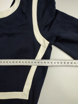 Платье GFEEN WORLD стильное 44  размер