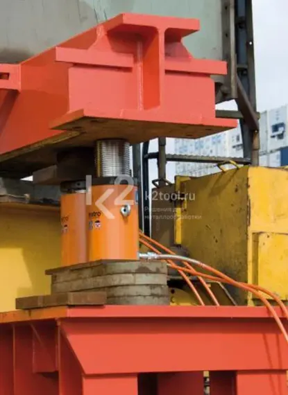 Домкрат Holmatro HLC 100 H 15 двойного действия с блокировочной гайкой и гидравлическим возвратом