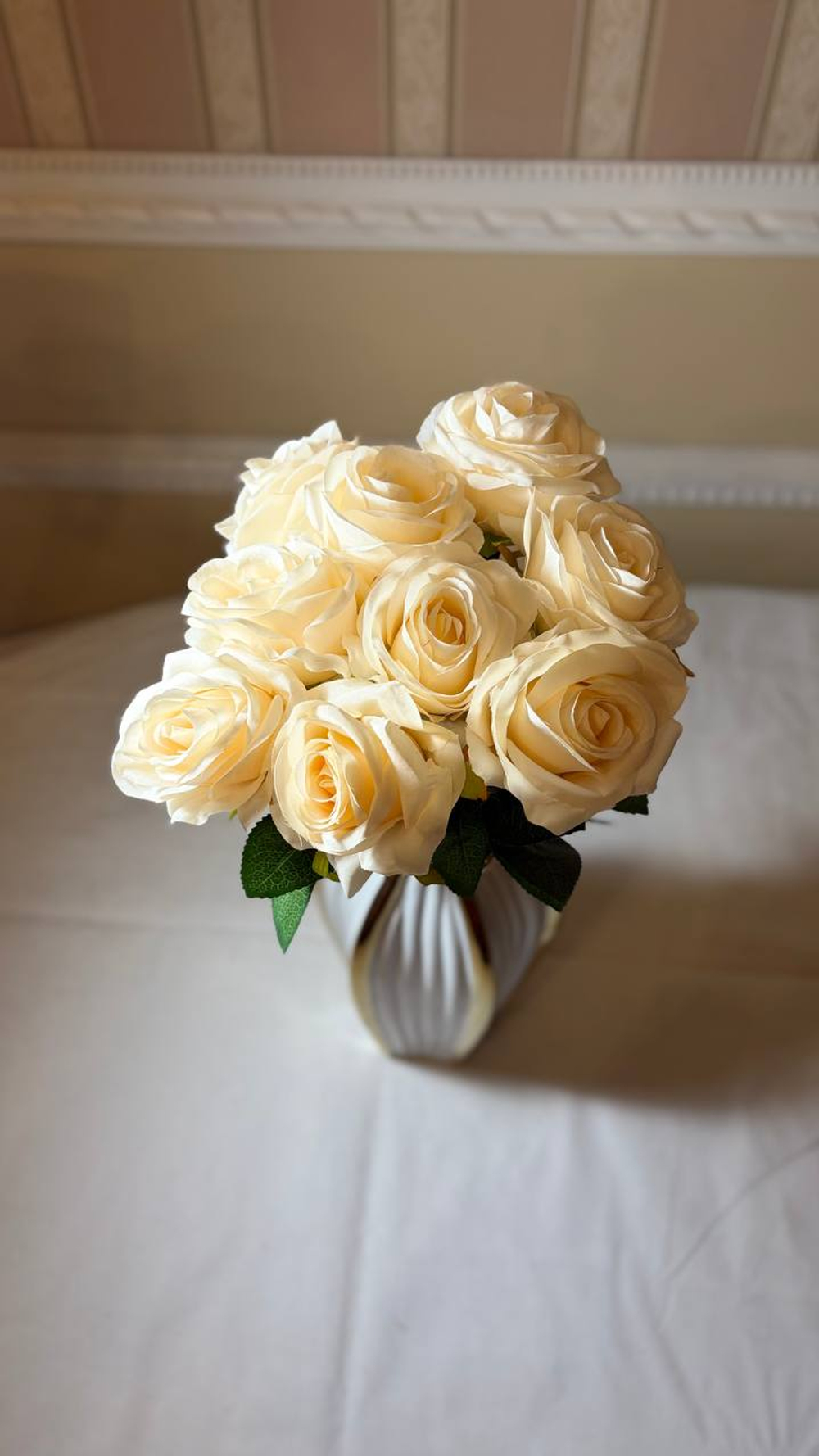 45 см розы светло желтые