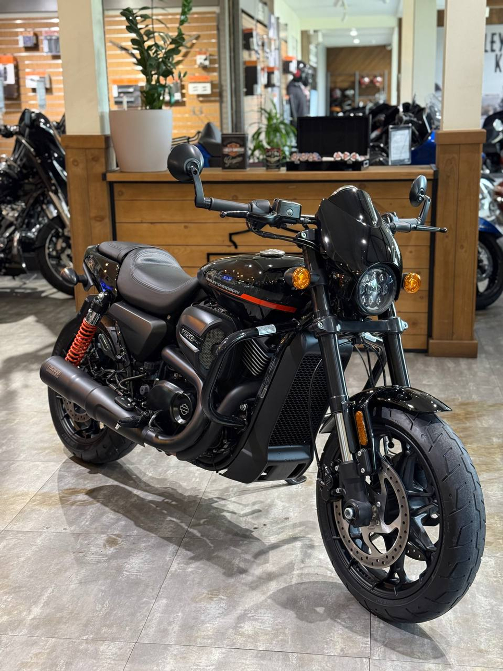 Harley-Davidson Street Rod, 2020 Black