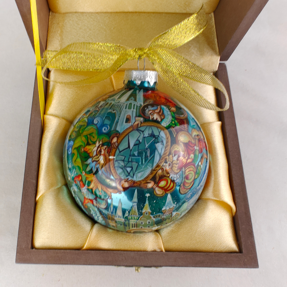 Коллекционный елочный шар с росписью Палех "Снежная королева" в футляре
