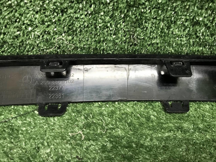 Накладка перед. бампера Mercedes C w205 18-23 AMG