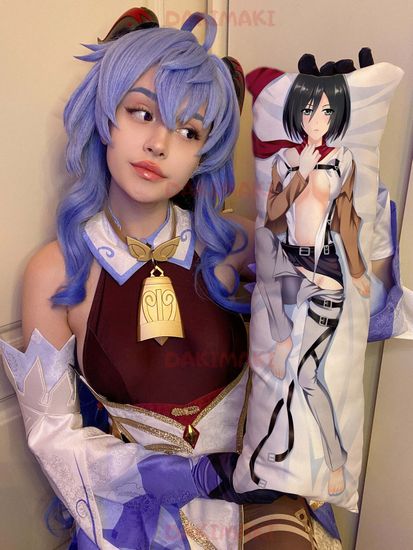 Мини дакимакура Микаса Аккерман из Атака Титанов арт. M0714, 60х20 см