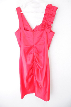 Платье яркое нарядное 44-46 размер