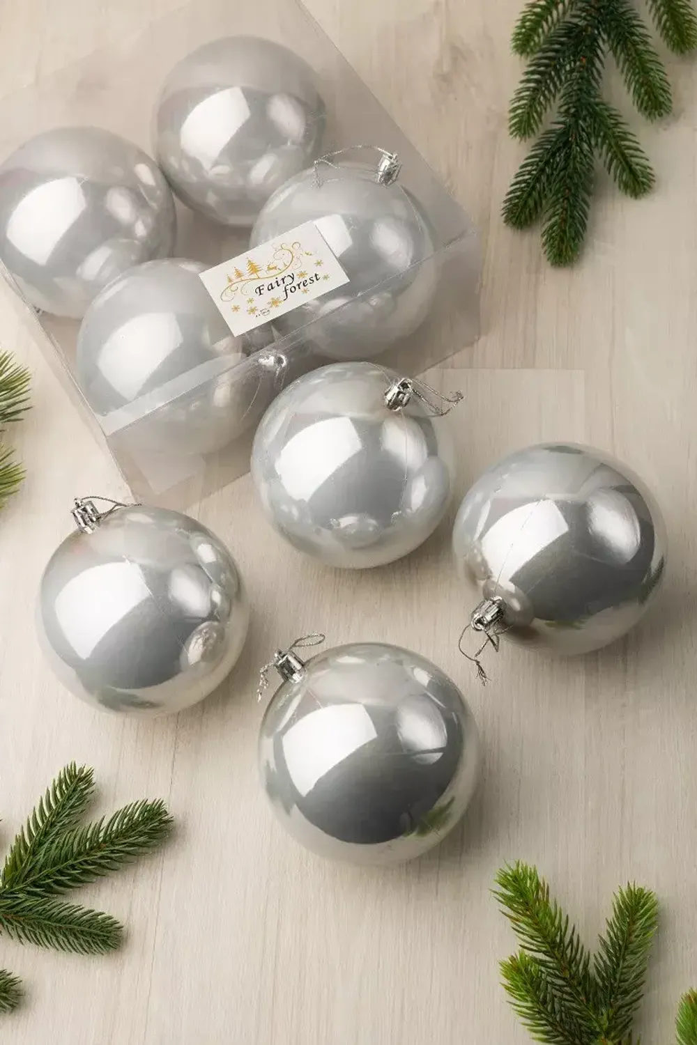 Набор новогодних шаров (4 шт) - перламутр