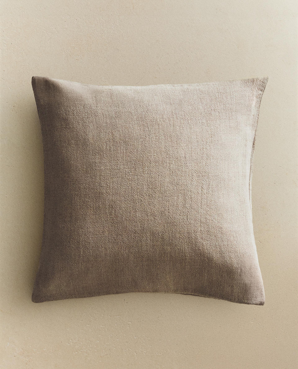 Zara Home наволочка декоративная из льна, светло-бежевый · 1170/007