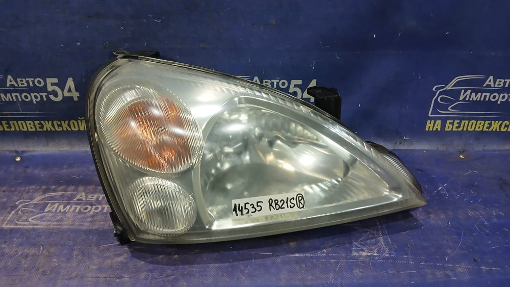 Фара передняя правая SUZUKI AERIO 2001-2003