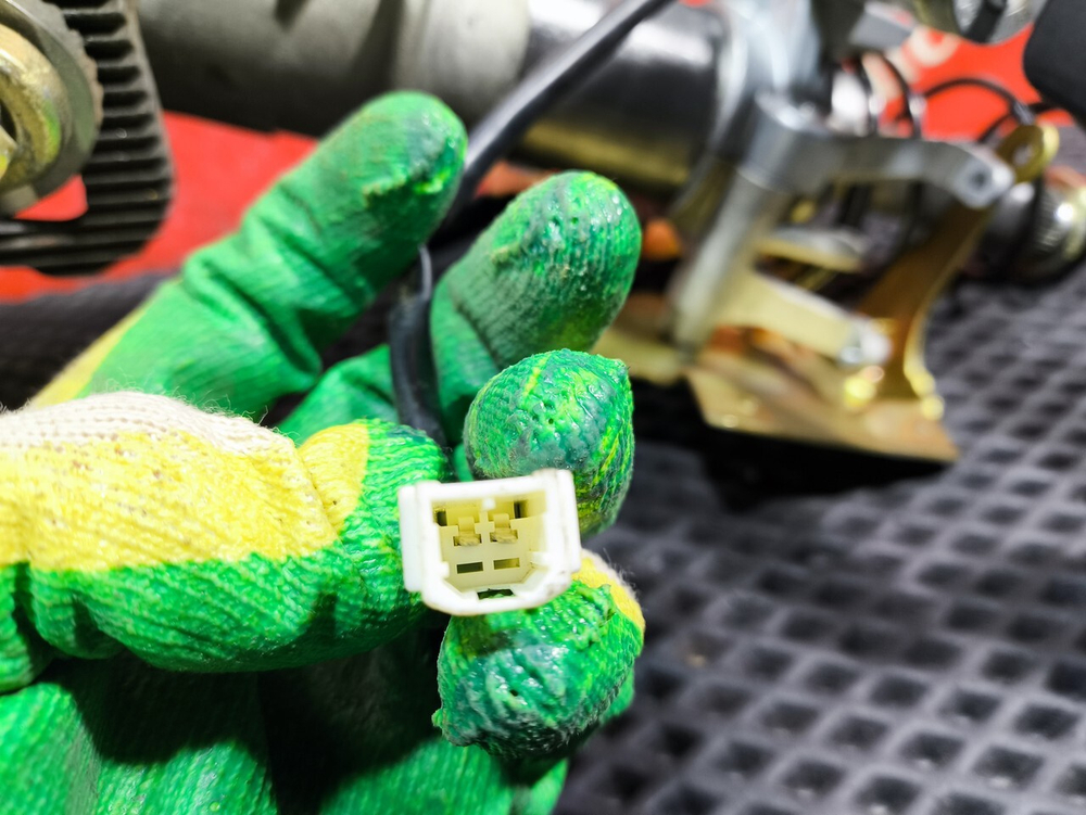 Колонка рулевая в сборе с замком зажигания и ключом 2024г.