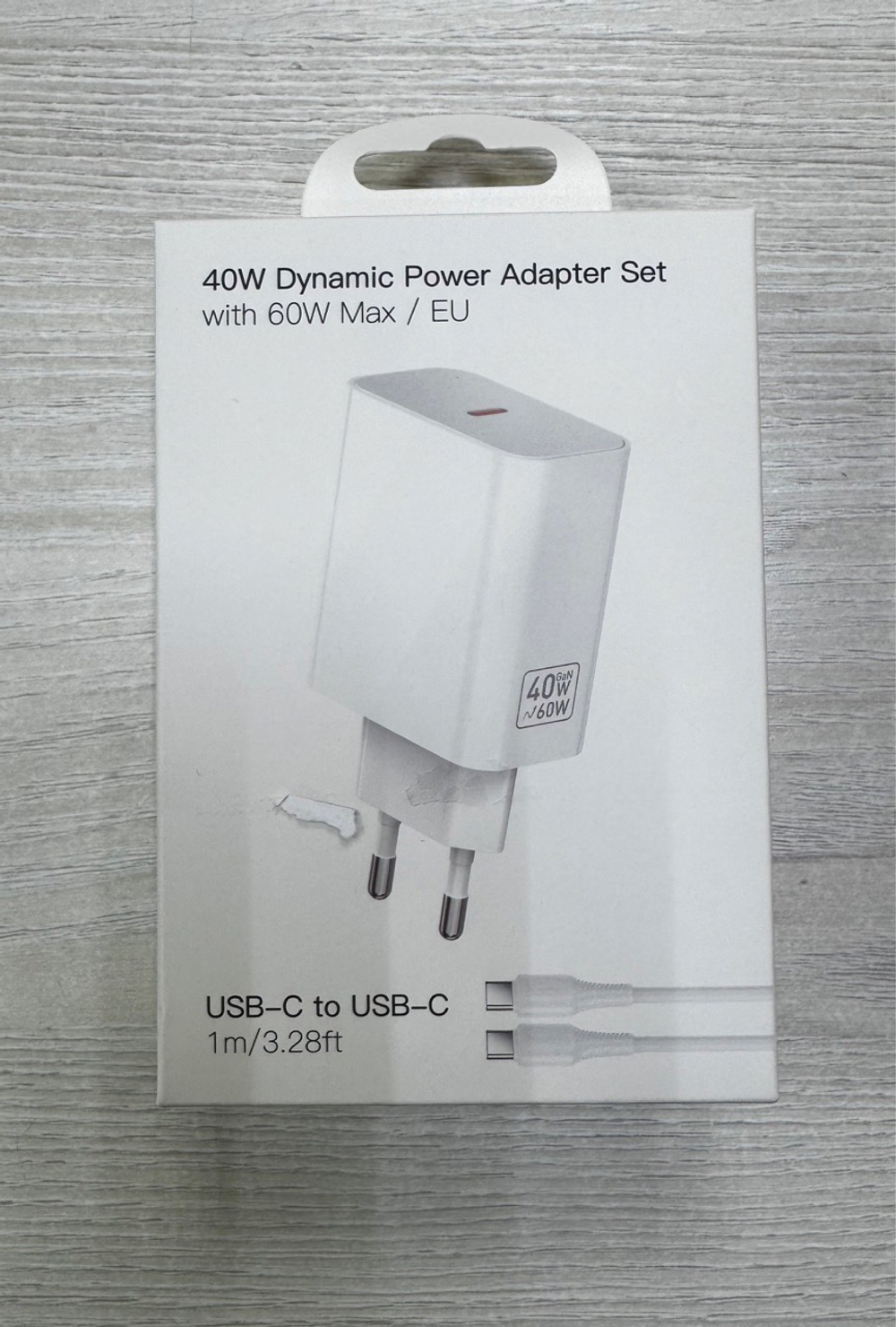Сетевой блок питания Hoco 40W Dynamic Power Adapter с кабелем Type-C - Type-C