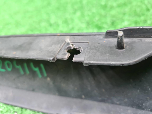 Накладка переднего бампера правая Lexus RX 4 15-19