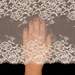 Кружево эластичное бежевое светлое 22 см