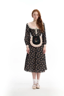 Фартук с кроликом черный