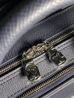 Портфель Louis Vuitton