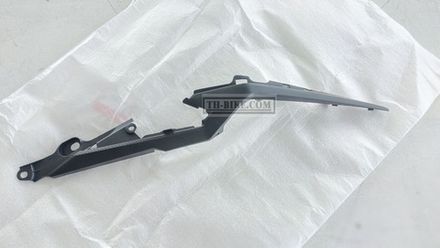 77281-MLR-D00. COWL B, L. RR.. HONDA