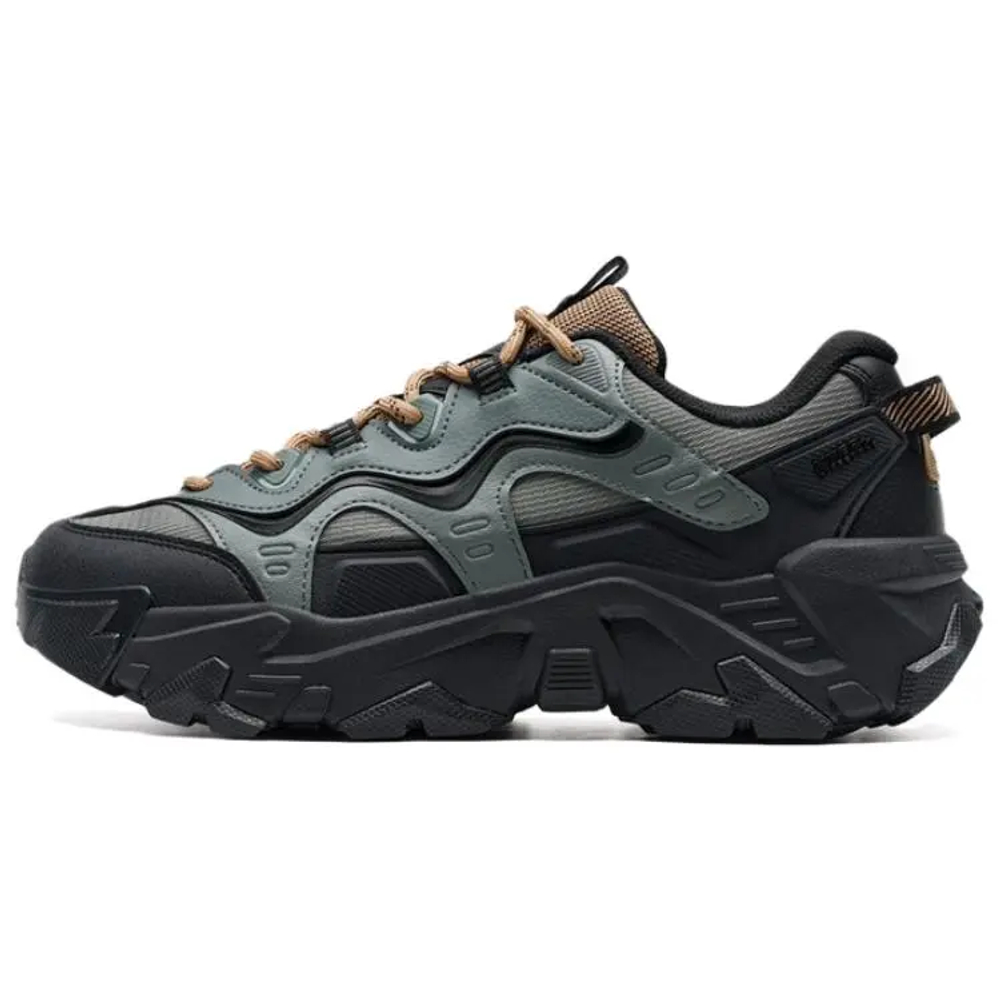 Xtep Red Cliffs 5 0