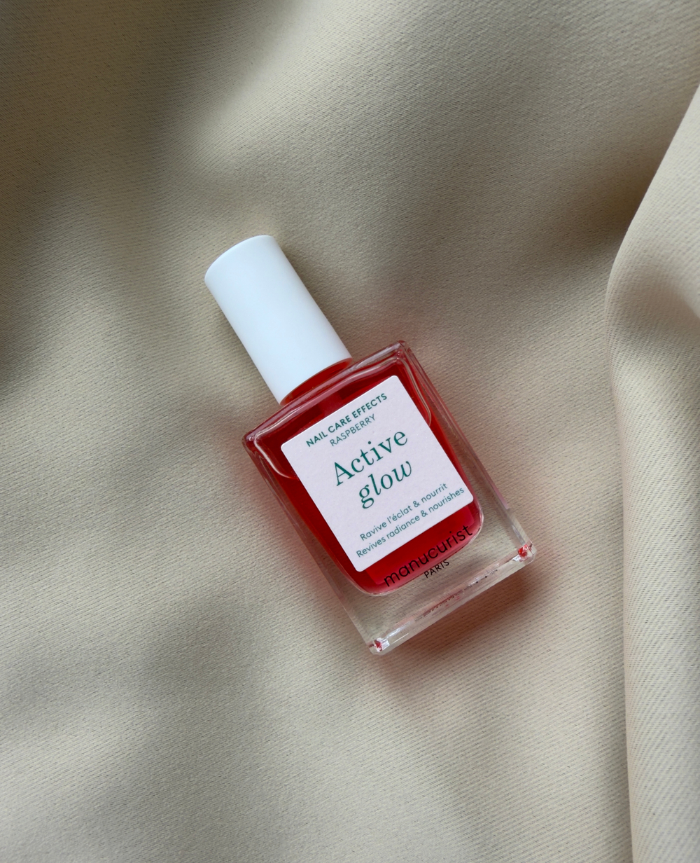 Ухаживающий лак для ногтей Active glow Manucurist