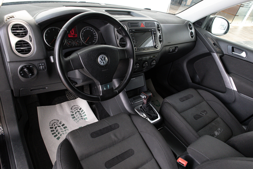 Volkswagen Tiguan, 2008 год