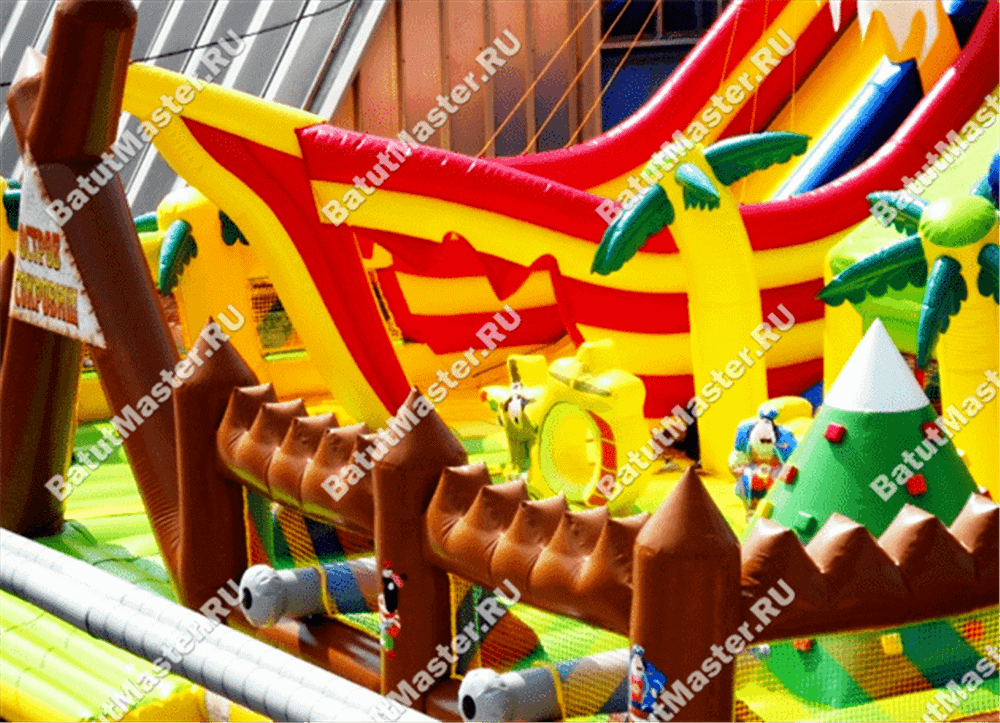 Большой надувной батут "Говорящая акула" 14*10*6 м