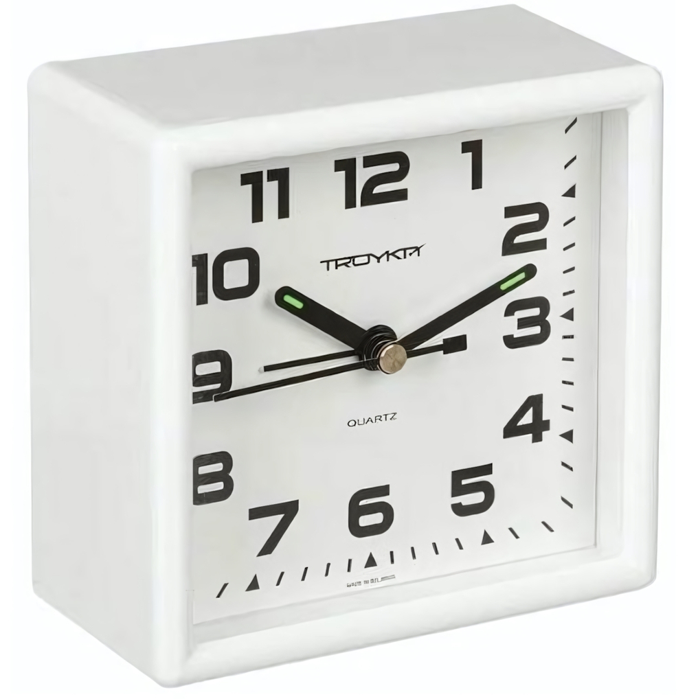Будильник, пластиковый корпус, размер 95*95мм, кварцевый механизм с сигналом, цвет-белый