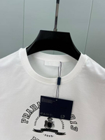 Футболка Prada