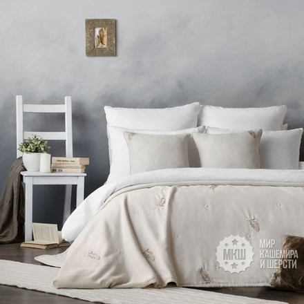 Покрывало для спальни с вышивкой МИККАА (арт. BL02-286-04) - бежевое