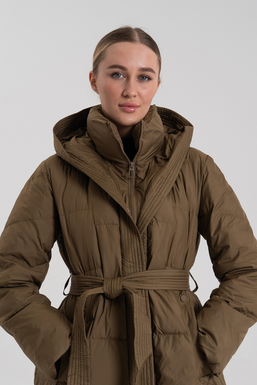 Пуховик Joleen