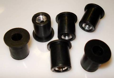 Гайка крепления стекла снегоходов Arctic Cat 0623-845