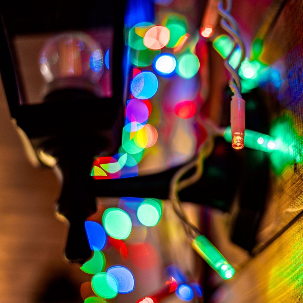 ULD-B3010-200-SWK MULTI IP67 Бахрома светодиодная со статическим свечением. 3м. Соединяемая. 200 светодиодов. Разноцветный свет. Провод белый. TM Uniel.