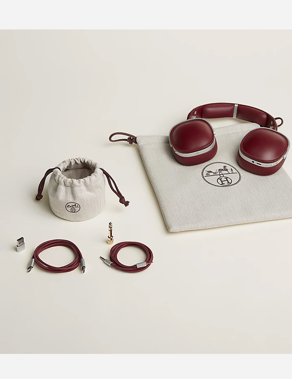 Hermes Hunter Headphones Red (H0009307 02)