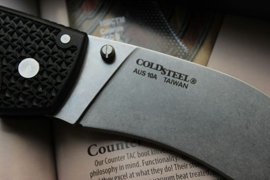 Складной нож Cold Steel 29AXV XL Voyager Vaquero c клинком из стали AUS-10A, рукоять Grivory (Griv-Ex)