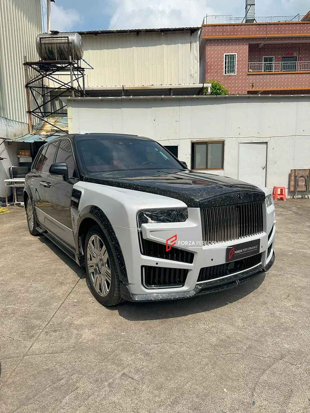 Широкий обвес из карбона для ROLLS-ROYCE CULLINAN СЕРИИ 2 2024+ Ролс Ройс Куллинан