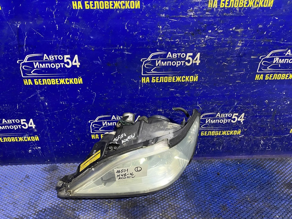 Фара передняя левая TOYOTA HARRIER 2000-2003