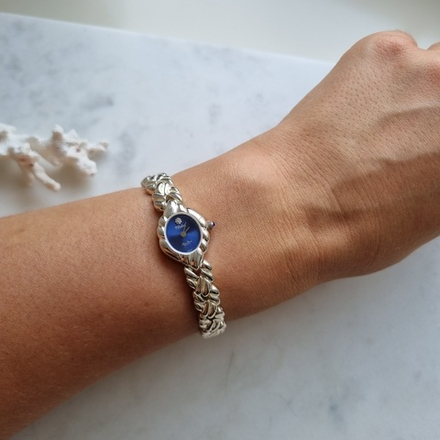 Часы Lucien Piccard с голубым циферблатом