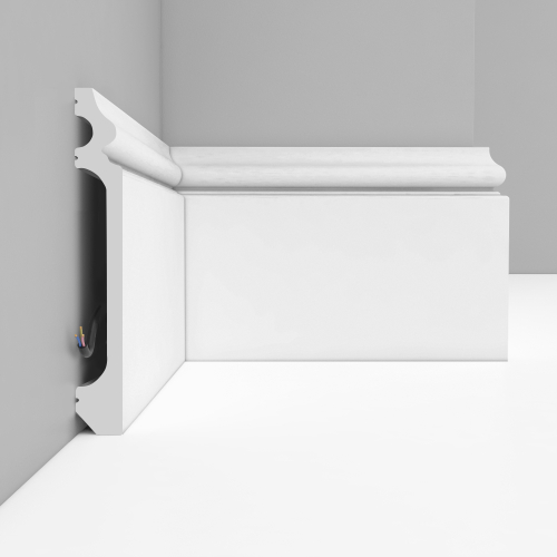 Плинтус напольный DECOMASTER D118ДМ (138*18*2000мм)