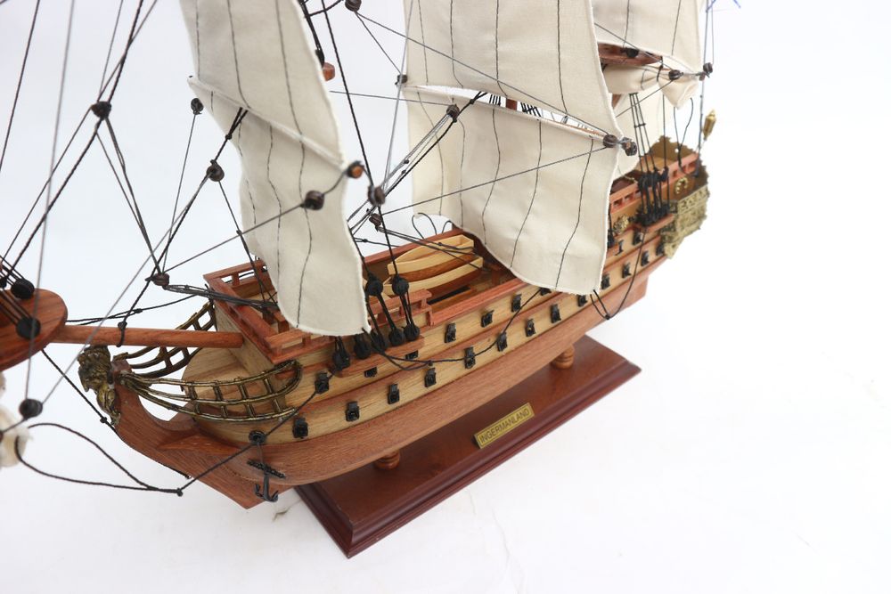 Van Der Heijden Модель парусника "Ингерманланд", Россия