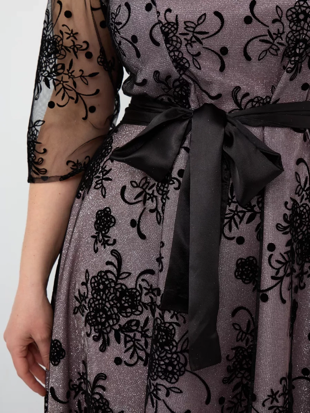 Платье вечернее блестящее