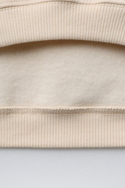 ZARA ТОЛСТОВКА С ВЫШИТОЙ НАДПИСЬЮ, ЭКРЮ