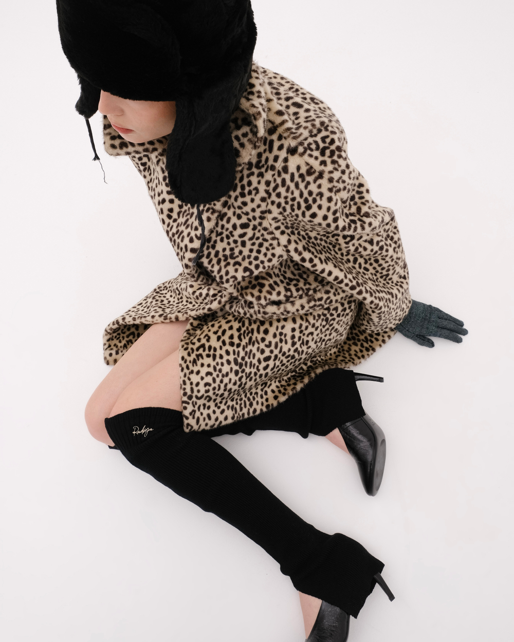 Гамаши с декорированным вырезом Икра