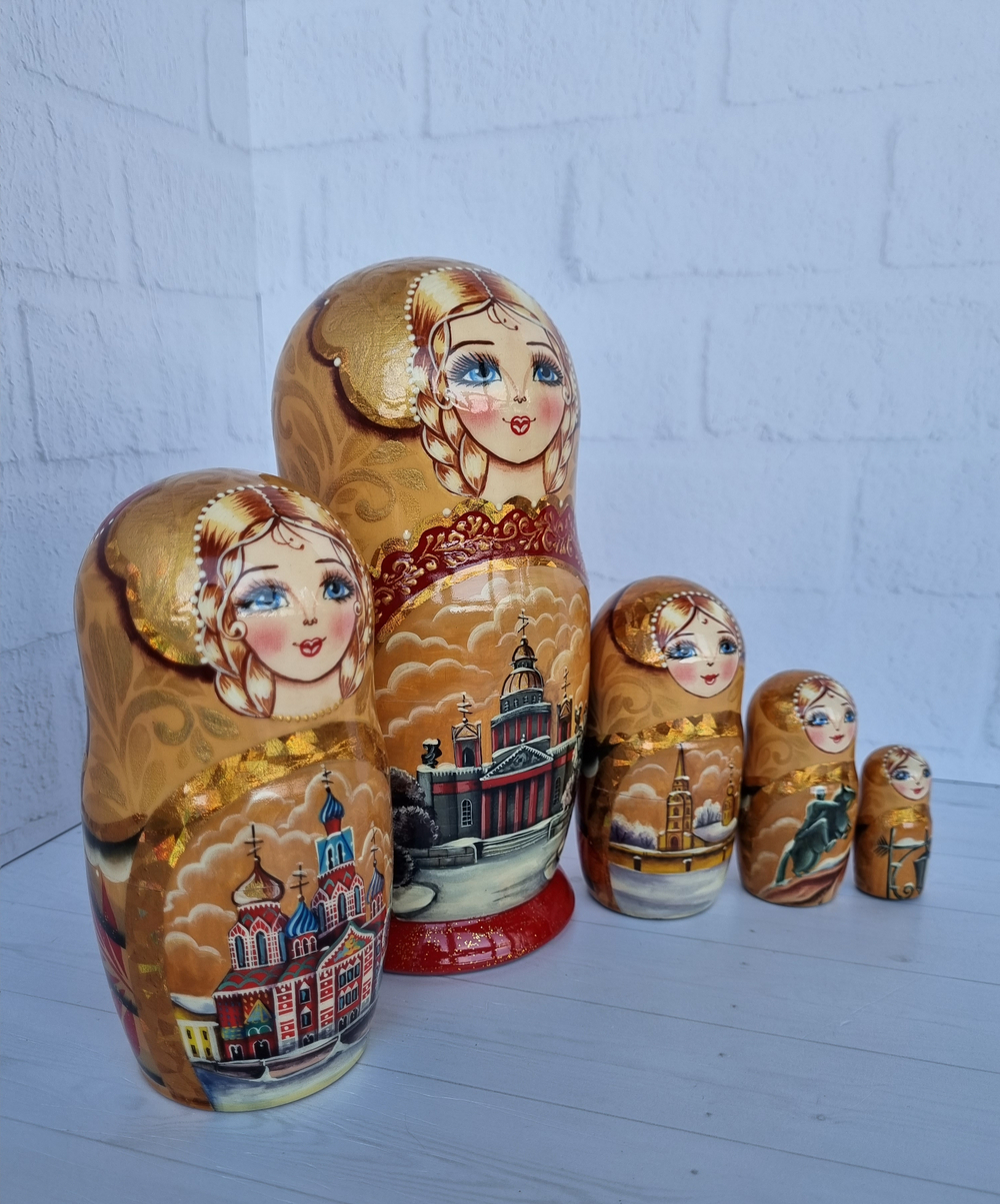 Матрёшка "Виды города" 5мест
