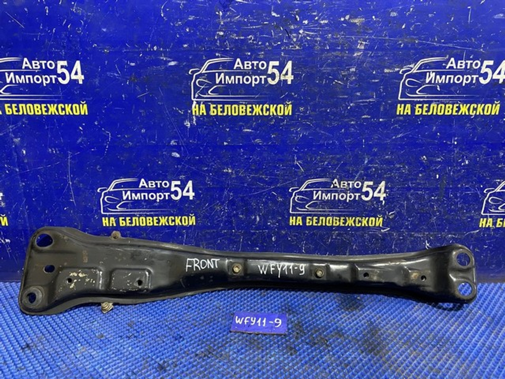 Балка передняя продольная NISSAN WINGROAD 2000