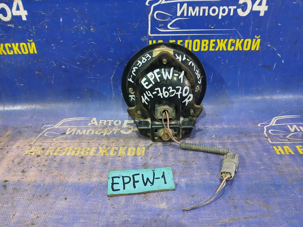 Туманка правая MAZDA TRIBUTE 2002