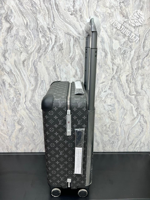 Дорожный чемодан Louis Vuitton Horizon