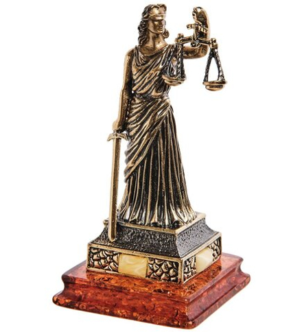 AM-2781 Фигурка «Богиня Правосудия» (латунь, янтарь)