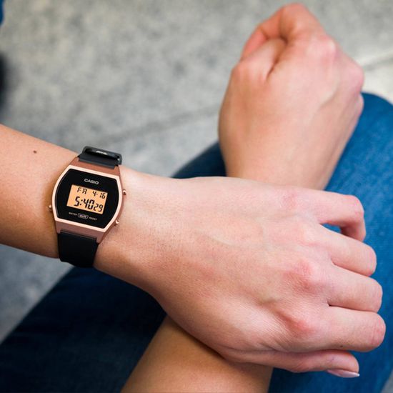 Наручные часы Casio Collection LW-204-1ADF