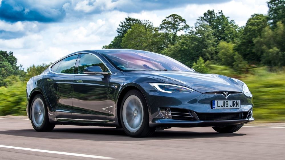 Tesla Model S Long Range Plus (2024)