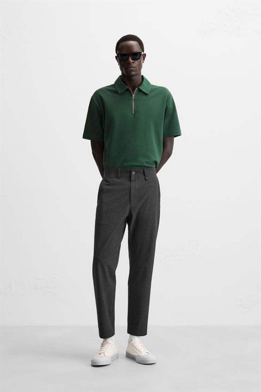 ZARA БРЮКИ КОМФОРТНОЙ ПОСАДКИ ИЗ РЕЛЬЕФНОЙ ТКАНИ, АНТРАЦИТОВО-СЕРЫЙ