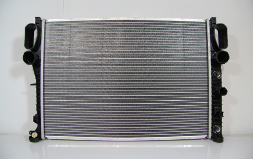 Радиатор охлаждения Mercedes E-Class W211